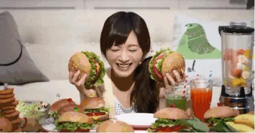 娱乐吃瓜君陶白白,陶白白带你领略娱乐圈的“瓜田”盛景  第2张